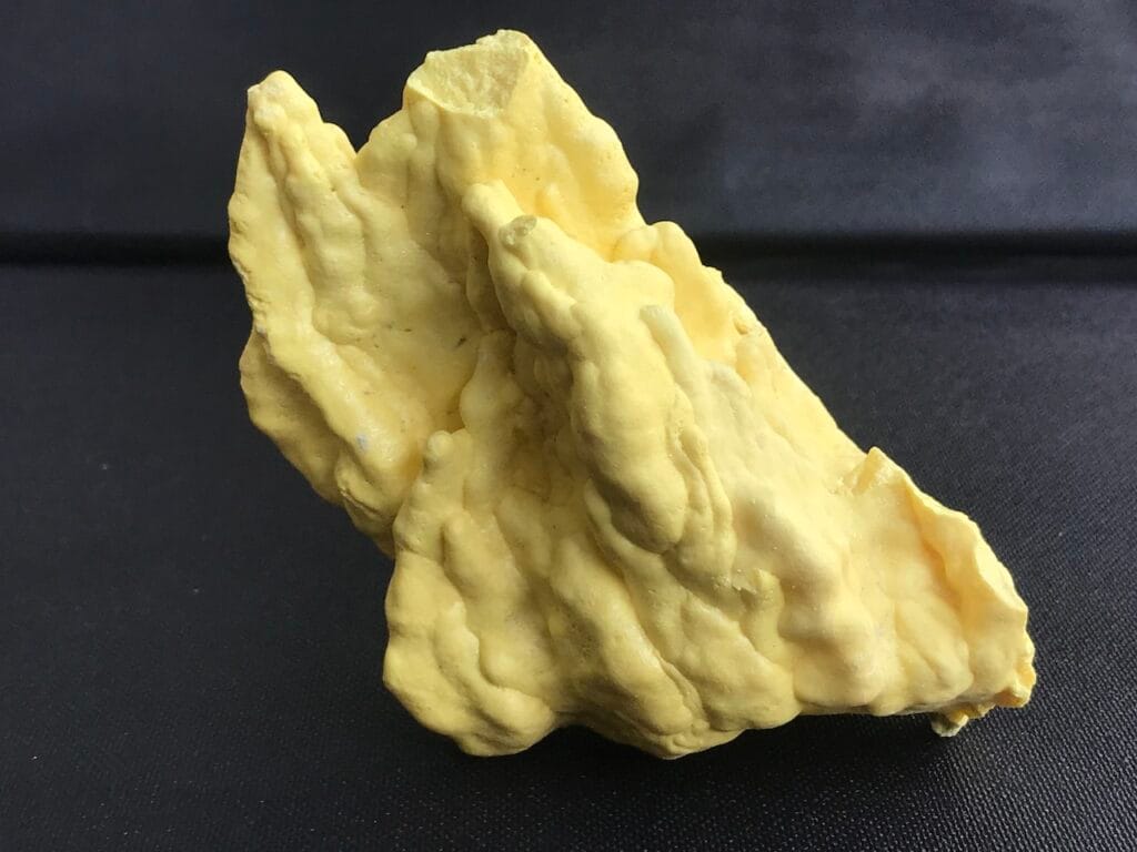 saharagems volcanic rock lava sulfur indonesia 17