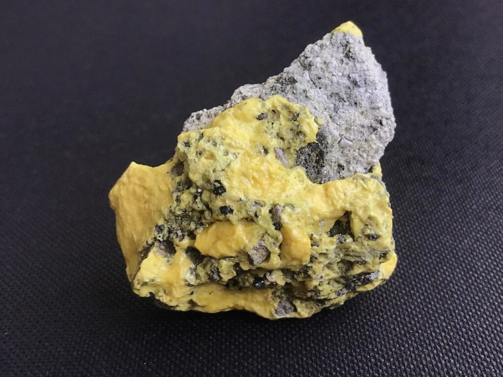saharagems volcanic rock lava sulfur indonesia 20