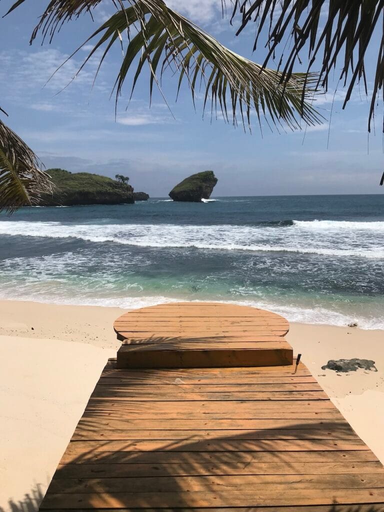 saharagems ocean villa family srau beach pacitan java 12