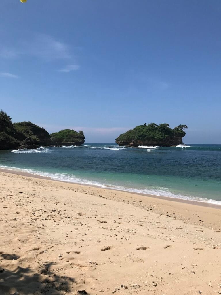 saharagems ocean villa family srau beach pacitan java 21