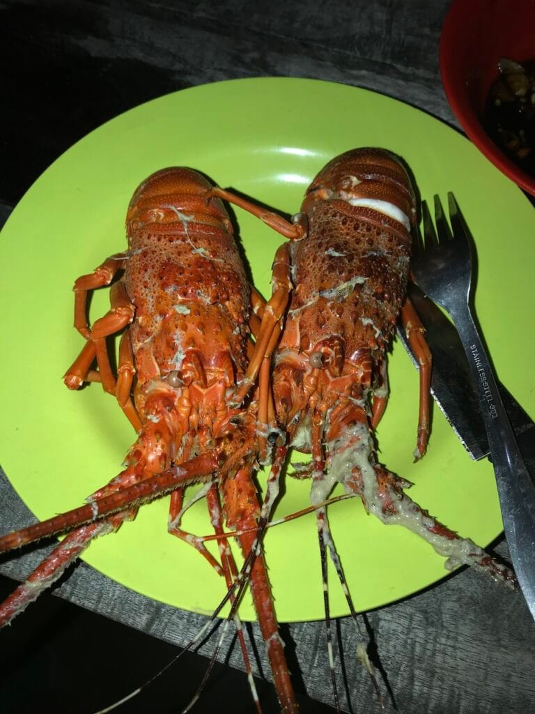 saharagems ocean villa family srau indonesian food seafood 26