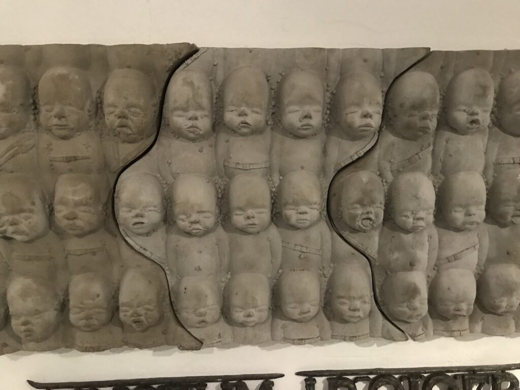 hr giger alien museum gruyere switzerland 3 (2)