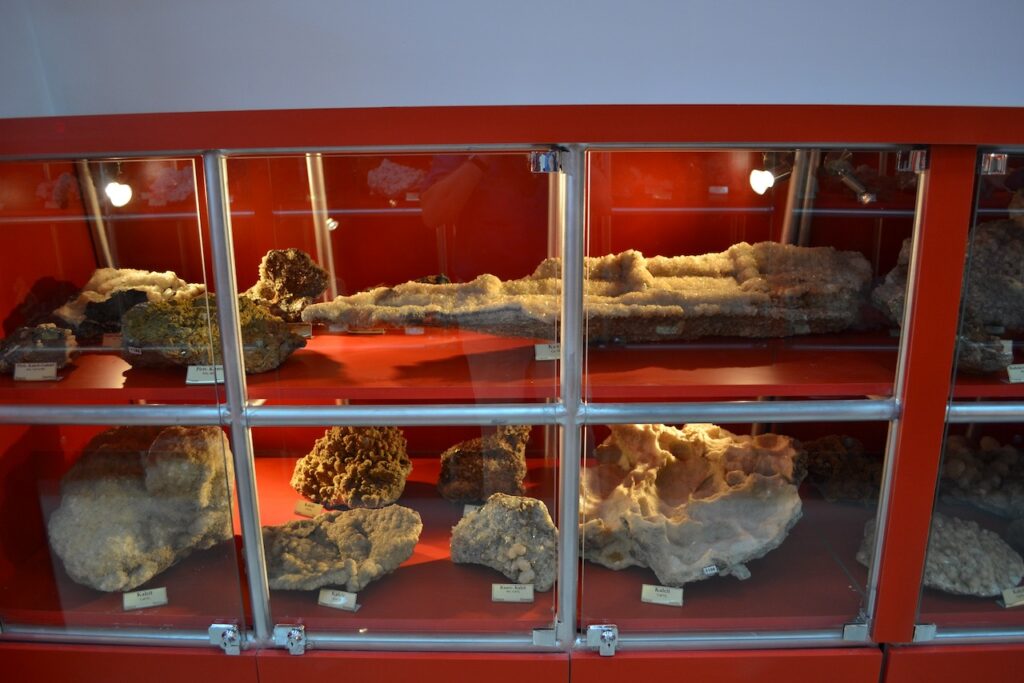 saharagems trepca mine mitrovica minerals kosovo 10 (1)