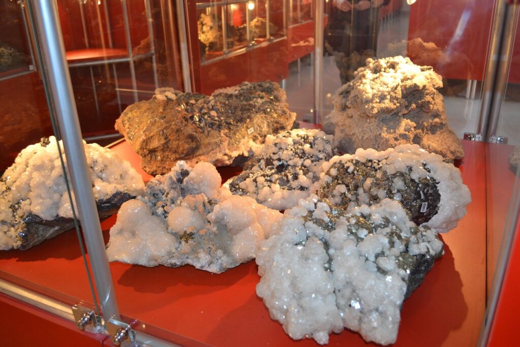 saharagems trepca mine mitrovica minerals kosovo 4 (2)